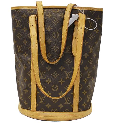 louis vuitton large bucket bag